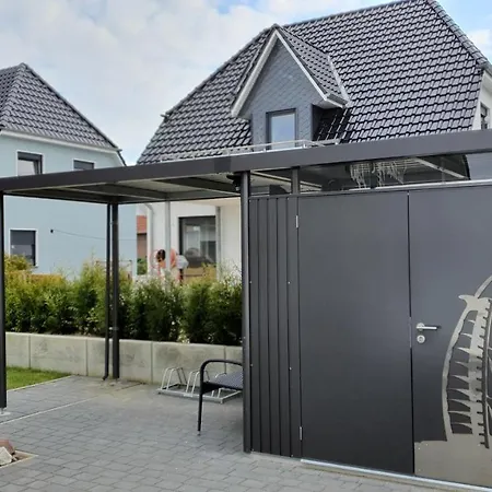 Seevilla Dubai - Luxus Vila Göhren-Lebbin