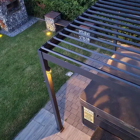 Seevilla Dubai - Luxus Göhren-Lebbin